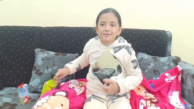 حبيبه عملت مقلب أنها مريضه بس اتقلب بجد وبكت !! ألعاب حبيبه للاطفال/يوميات عائله محمد/شفا مريضه смотреть онлайн