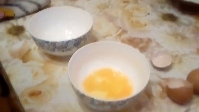 Куриные яйца есть такие как сдесь или нет???