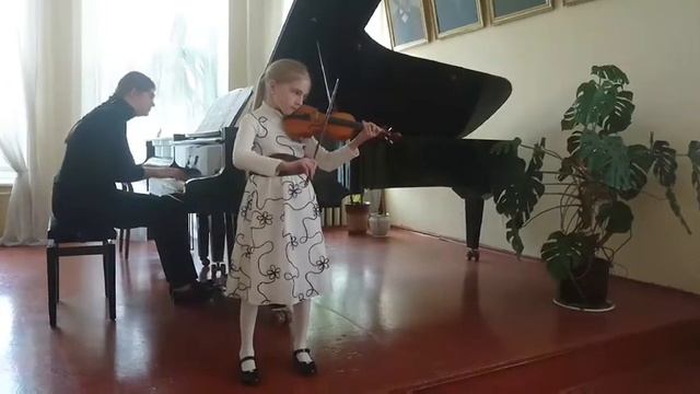 Буга Єва, 8 років, скрипка, "Комариний бенкет" А. Яньшинов смотреть онлайн