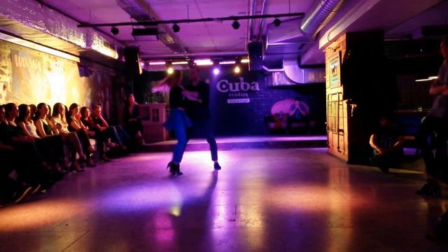 LP - Lost On You | Salsa Remix by Cubaneros | Grete & Azael Salsa Choreography смотреть онлайн