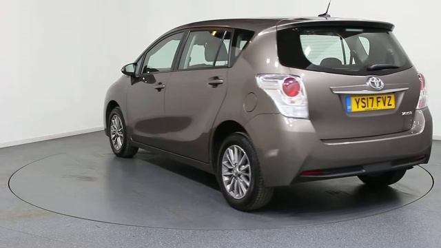 Toyota Verso Valvematic Icon смотреть онлайн