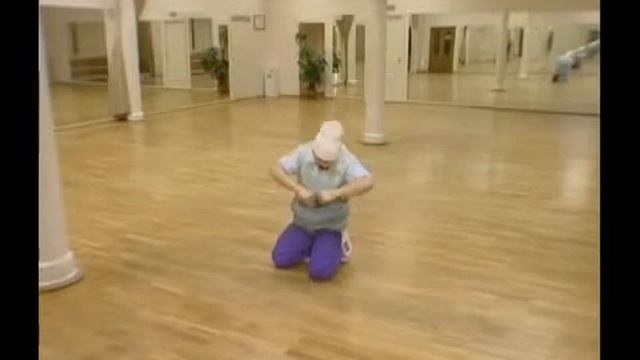 Брейк данс Обучалка по бочке смотреть онлайн