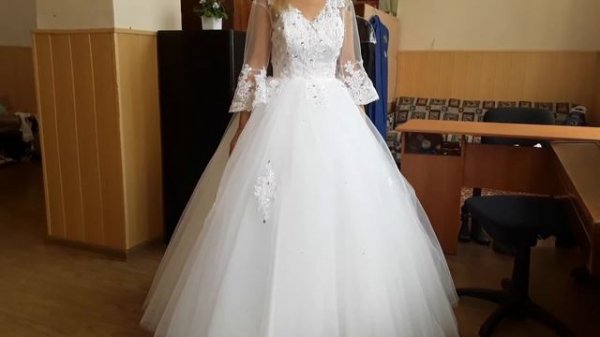 Богатое свадебное платье.  Белое свадебное платье с рукавами и кружевом#Eli-stor.com