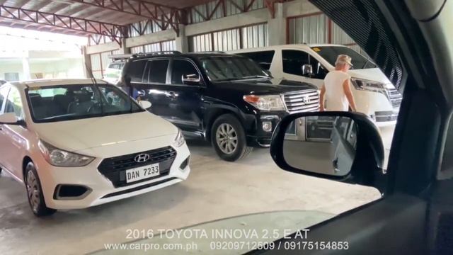2016 TOYOTA INNOVA 2.5 E AT смотреть онлайн