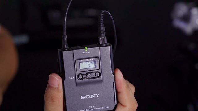 [곰손 꿀팁] 소니(Sony) UWP-V1 (UTX-B2, URX-P2) 무선 마이크 사용법 1. UI 설명- 대구 1인 미디어 발굴 및 육성 지원사업 탈락 смотреть онлайн