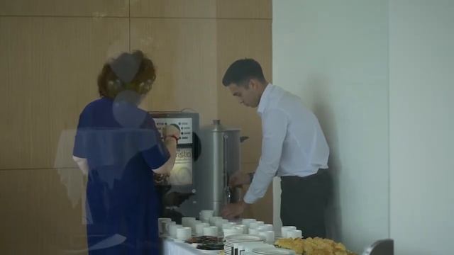 Как украсить офис? смотреть онлайн