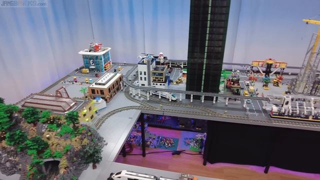 LEGO Express Passenger Train 60337 running in my city, single & doubled! смотреть онлайн