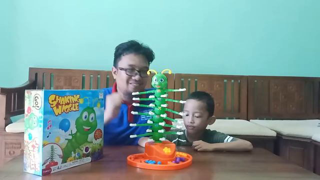 GAME KELUARGA : SHAKING WIGGLE смотреть онлайн