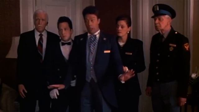 Yo te creo, pero mi metralleta no | MI POBRE ANGELITO 2 смотреть онлайн