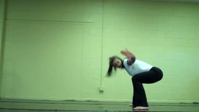 Basic Capoeira Movements and Names смотреть онлайн