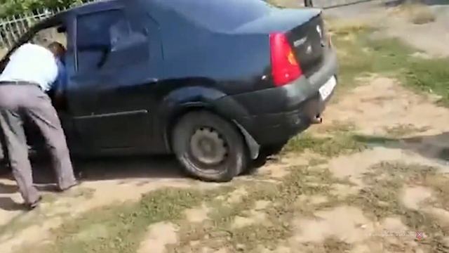 «Я не сидела за рулем»: пьяную женщину-водителя задержали в Волгограде смотреть онлайн