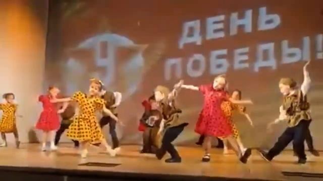 Танец "Тальяночка" смотреть онлайн