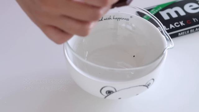 濃厚チョコレート・ブラウニーケーキの作り方：卵・バターなし смотреть онлайн