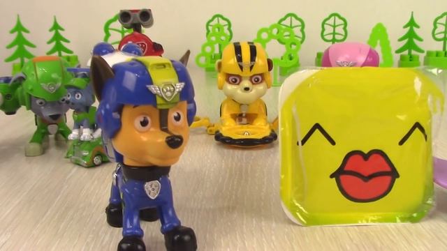 Мультик с игрушками Щенячий Патруль и Мимимишки! Кто СПРЯТАЛСЯ внутри? Золотая МЕДАЛЬ! смотреть онлайн