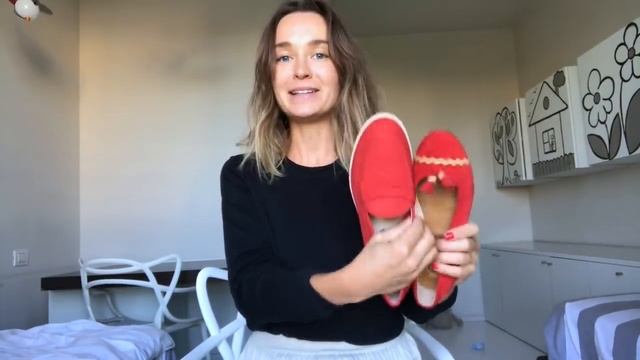 нашла в гардеробной у сестры обувь на осень ! смотреть онлайн