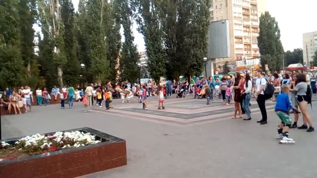 Дети зажигают под продиджи#Балаково смотреть онлайн