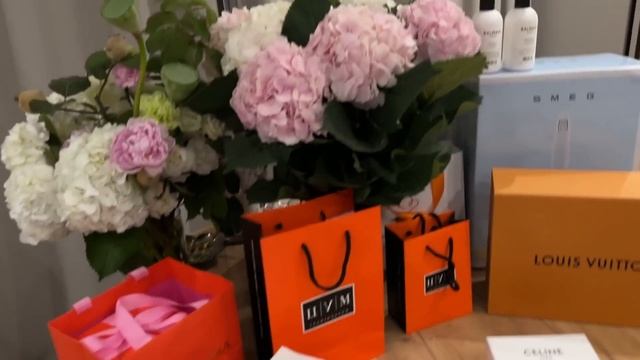 VLOG| РАСПАКОВКА ПОДАРКОВ| День Рождения в НОВОМ ДОМЕ смотреть онлайн