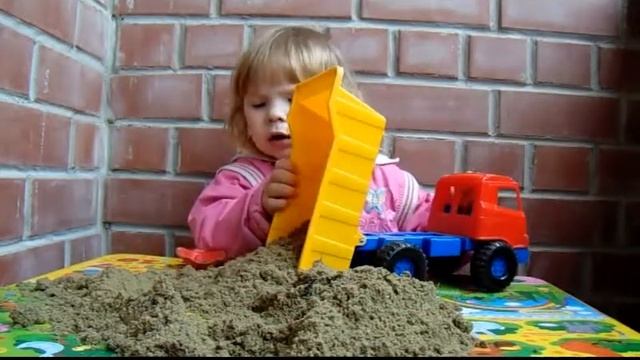 Детские стишки, про самосвал, Игрушка самосвал, для малышей смотреть онлайн