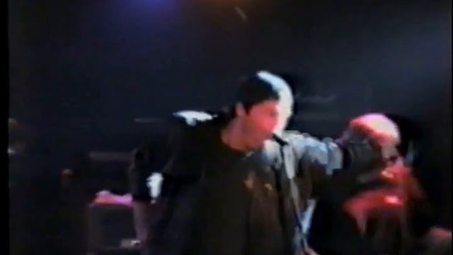 Road Crew - Rags to Riches смотреть онлайн
