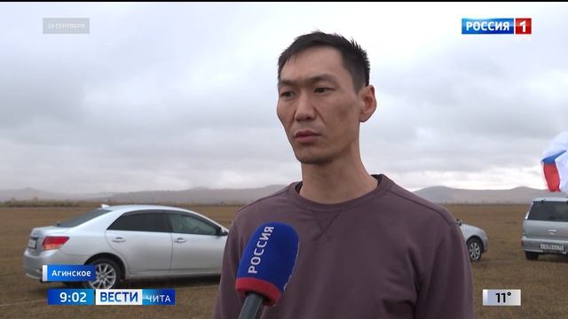 В поселке Агинское прошла автомобильная акция «Звезда Героя» смотреть онлайн