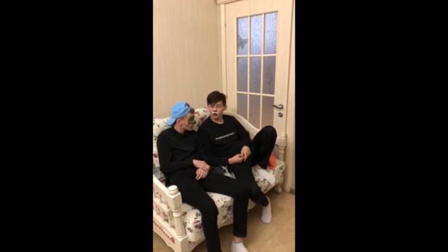 СПЕКТАКЛЬ- В разгаре хеллоуина смотреть онлайн