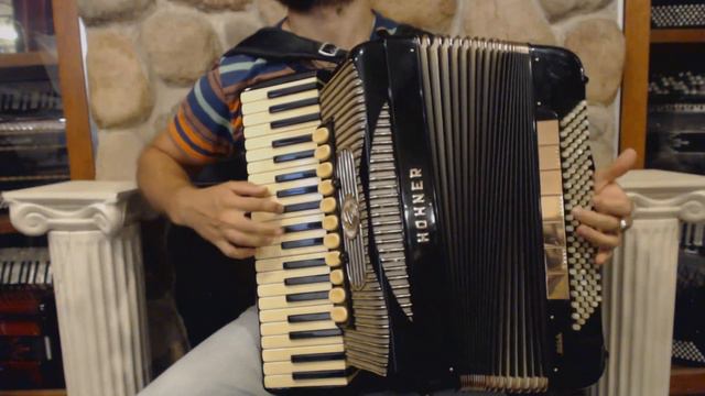 3483 - Black Hohner Gola Piano Accordion LMMH 41 120 $11999 смотреть онлайн