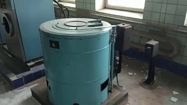 Прачечная самообслуживания времён СССР