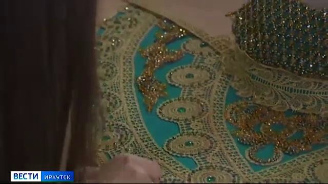 Коллекцию кокошников создала иркутский художник-модельер Светлана Бекарева смотреть онлайн