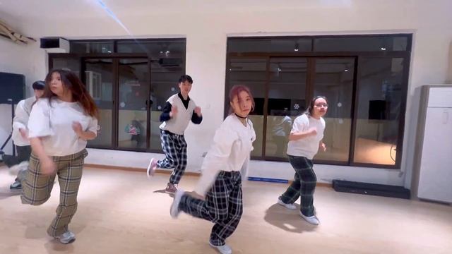 NCT - Beautiful (Krystal.C cover) | Now'z Dance Studio | Kpop MV Dance смотреть онлайн