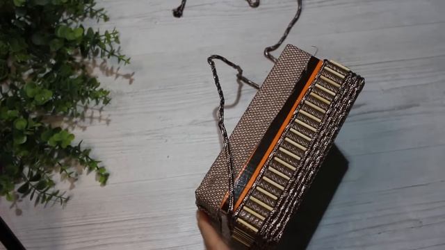 ♻НЕВЕРОЯТНАЯ КРАСОТА? НЕ ВЫБРАСЫВАЙ КАРТОННЫЕ КОРОБКИ В МУСОР!?✂КОРЗИНА-ОРГАНАЙЗЕР СВОИМИ РУКАМИ.��� смотреть онлайн