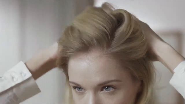 John Frieda® Sheer Blonde Tutorial "Der Pferdeschwanz" смотреть онлайн