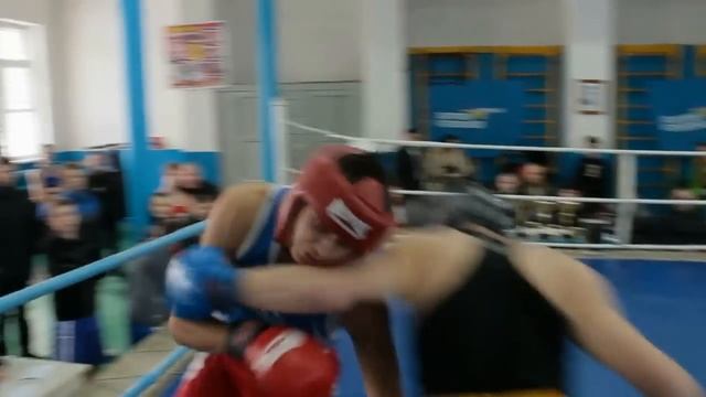 Денис Бондоренко  VS Никита Пичугин