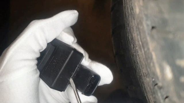 9C54 CZUJNIK ZANIECZYSZCZEŃ POWIETRZA AUC BMW E60 E63 E65 E66 E46 E39 LOKALIZACJA DEMONTAŻ WYMIANA