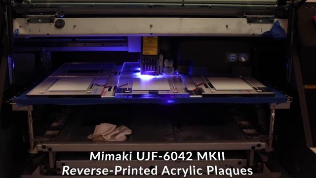 Mimaki UJF-6042 MkII Reverse Printed Acrylic Plaques смотреть онлайн