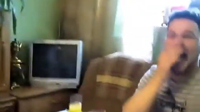 Заразительный смех, не могу остановиться :) смотреть онлайн