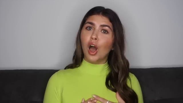 WHATS IN MY GUCCI PURSE 2020?! *designer edition* GG marmont small matelassé bag! смотреть онлайн