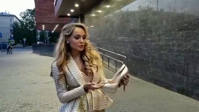 Про лабутены Christian Louboutin смотреть онлайн
