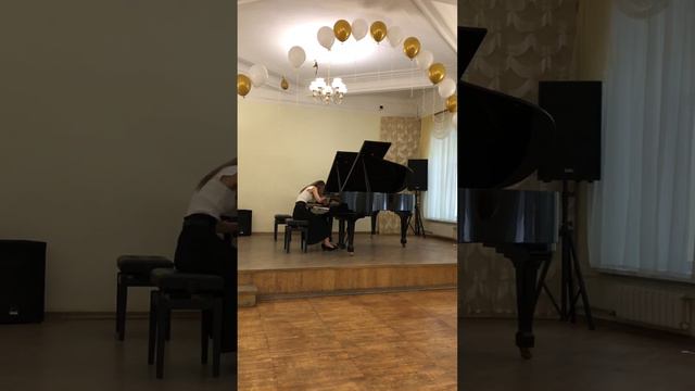 Э.Лекуона «Малагенья» смотреть онлайн