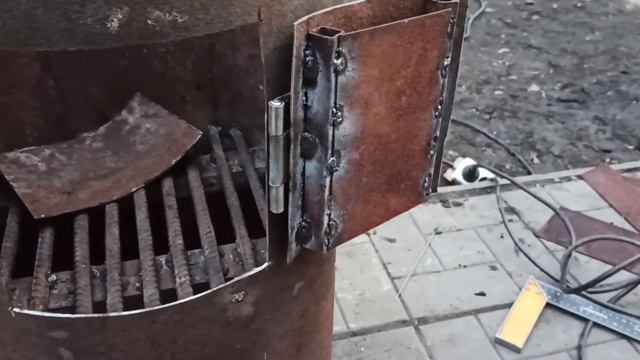 Жизнь в Деревне. Сделал Бюджетную Печь для Казана из Бочки. 16 серия смотреть онлайн