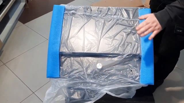 SCHTOFF Valencia 60 Grey - наклонная вытяжка в нейтральном сером цвете. Смотрим распаковку. смотреть онлайн