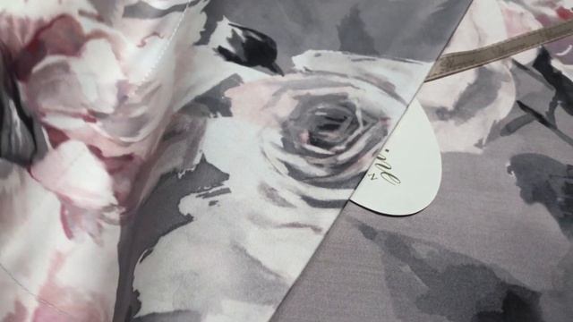 Постельное белье Blumarine Rosanna Erica серо розовое 250x200 сатин смотреть онлайн
