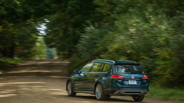 MUST WATCH! 2018 VOLKSWAGEN GOLF ALLTRACK REVIEW смотреть онлайн