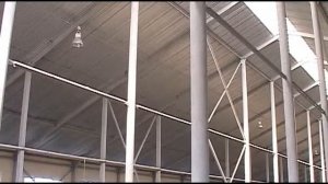 Бескаркасные арочные ангары, каркасные ангары.