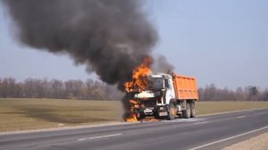 Пожар грузового автомобиля МАЗ