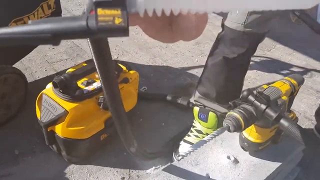 DWH201D - Sistem de aspirare praf DEWALT смотреть онлайн