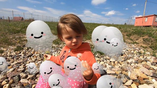 Янчик играет в прятки, изучает птиц и строит домик для жука из камней смотреть онлайн