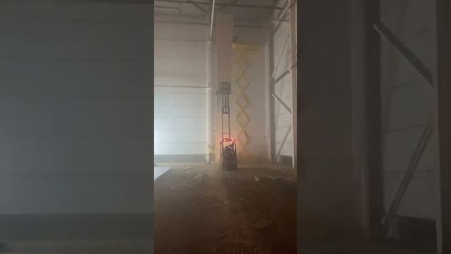 Самодельное приспособление для оперативного монтажа сэндвич-панелей. смотреть онлайн