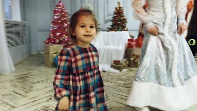 Дед Мороз и Снегурочка в Ульяновске смотреть онлайн