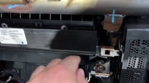 Замена фильтра салона Chevrolet Cruze 2017 в кузове J400