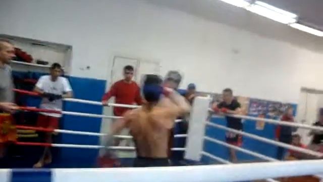 тайский бокс Наджибулло ( 3 раунд) смотреть онлайн